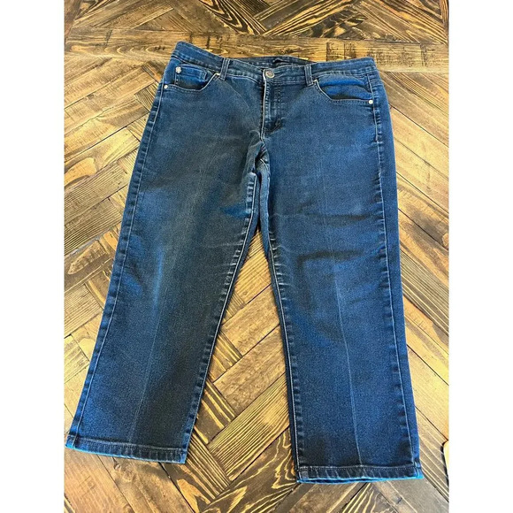 Bandolina Jeans Missy Women 16 Plus Size Dark Capri Transitional Fall Stretch - Picture 1 of 10